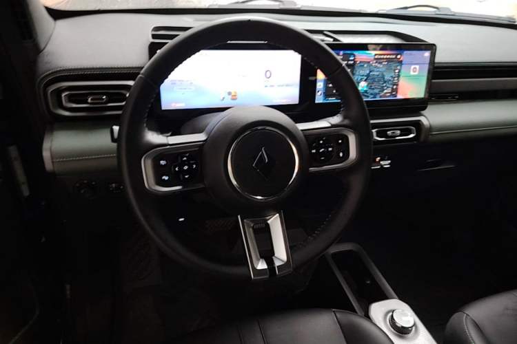 Used Baojun Spark 2023 Intelligent Premium Edition Steering Wheel