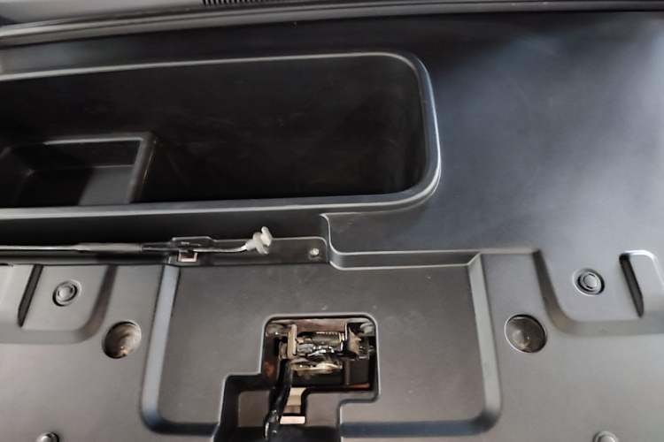 Used Baojun Spark 2023 Flagship Edition Engine Bay