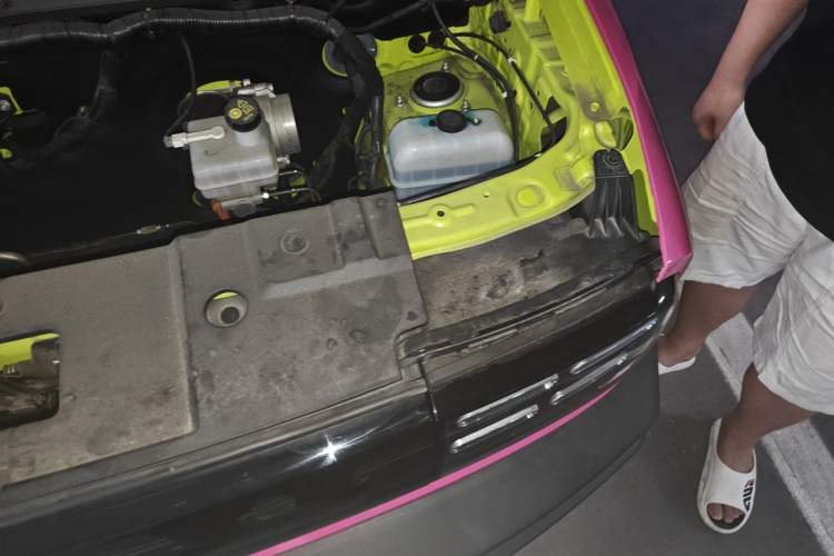 Used Baojun Spark 2023 Intelligent Premium Edition Engine Bay Left