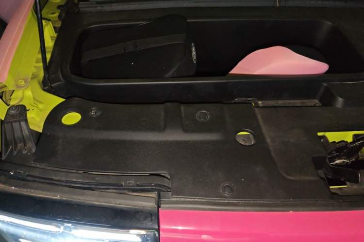 Used Baojun Spark 2023 Intelligent Premium Edition Engine Bay Right