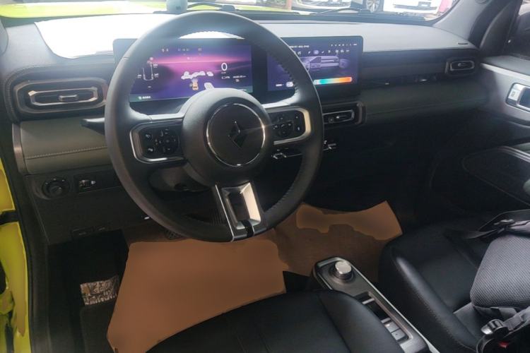 Used Baojun Spark 2023 Intelligent Premium Edition Center Console