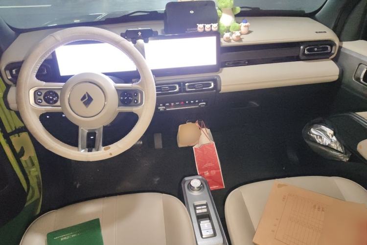 Used Baojun Spark 2023 Intelligent Premium Edition Center Console