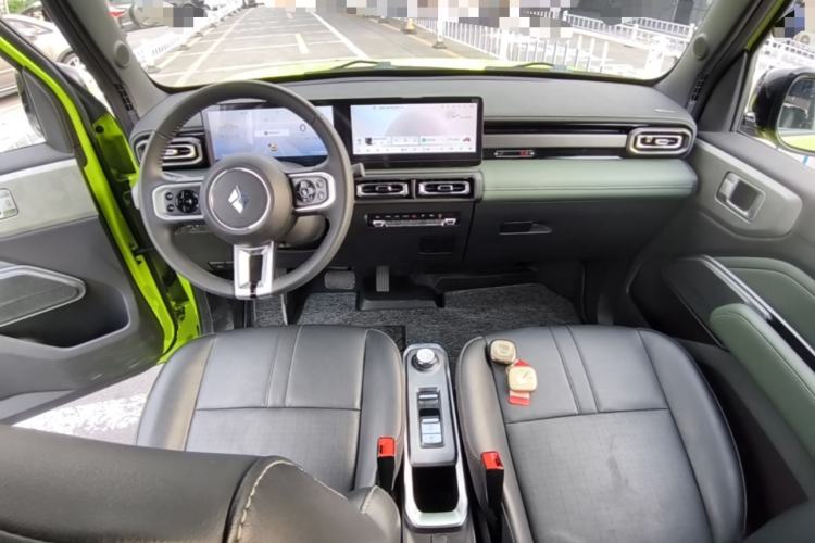Used Baojun Spark 2023 Flagship Edition Center Console