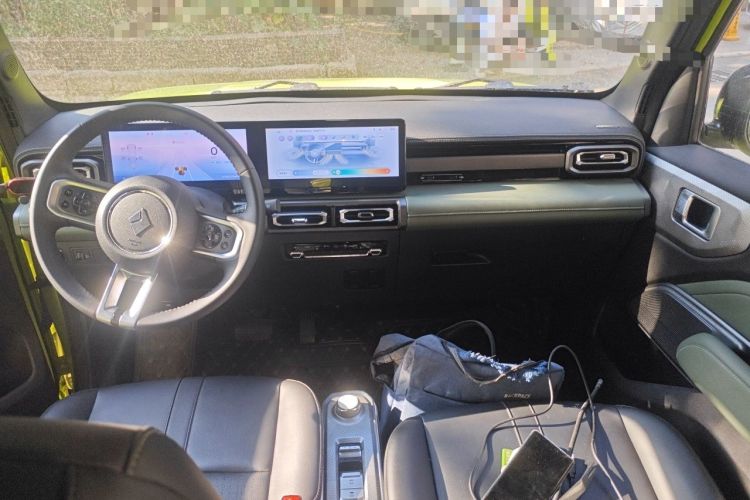 Used Baojun Spark 2023 Flagship Edition Center Console