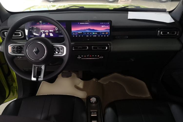 Used Baojun Spark 2023 Intelligent Premium Edition Center Console