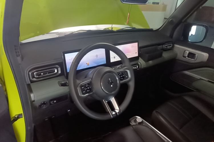 Used Baojun Spark 2023 Flagship Edition Center Console
