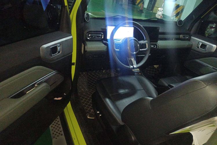 Used Baojun Spark 2023 Intelligent Premium Edition Driver Seat
