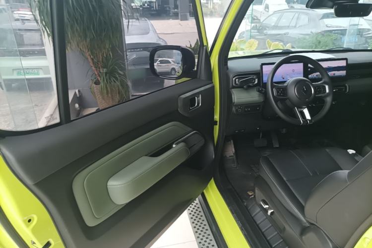 Used Baojun Spark 2023 Intelligent Premium Edition Driver Seat