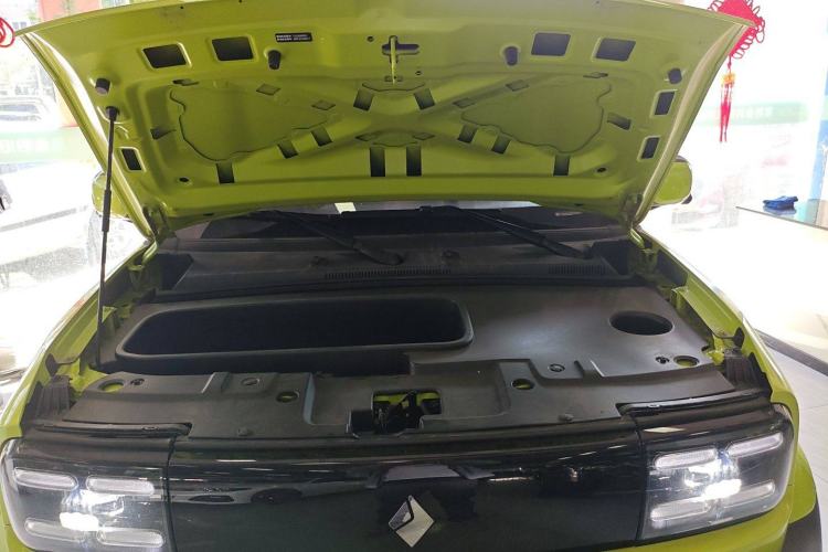 Used Baojun Spark 2023 Intelligent Premium Edition Engine Bay