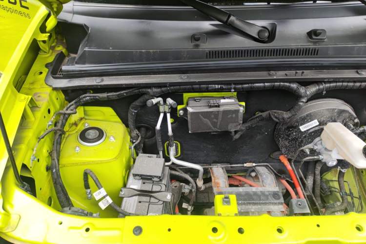 Used Baojun Spark 2023 Flagship Edition Engine Bay Left