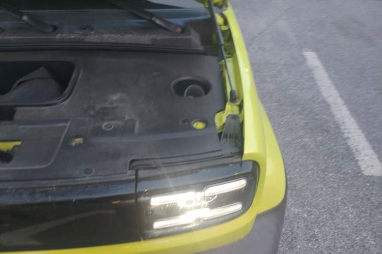 Used Baojun Spark 2023 Flagship Edition Engine Bay Left