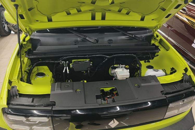 Used Baojun Spark 2023 Intelligent Premium Edition Engine Bay