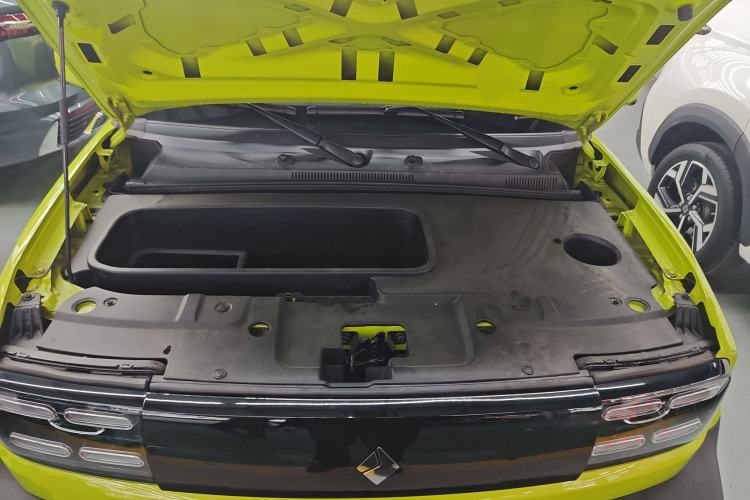 Used Baojun Spark 2023 Intelligent Premium Edition Engine Bay