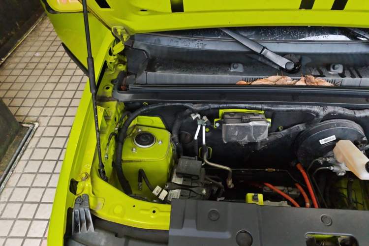 Used Baojun Spark 2023 Flagship Edition Engine Bay Right