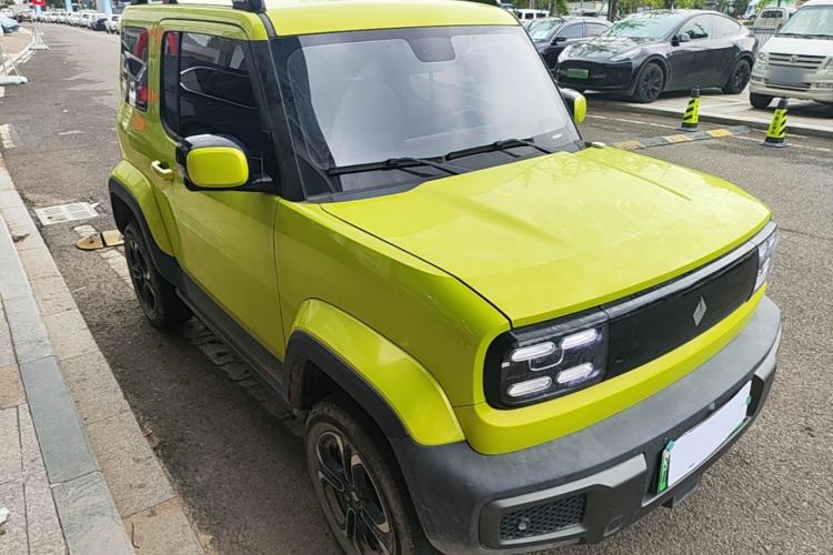 Used Baojun Spark 2023 Flagship Edition Front Right 45 Deg