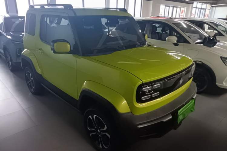 Used Baojun Spark 2023 Flagship Edition Front Right 45 Deg