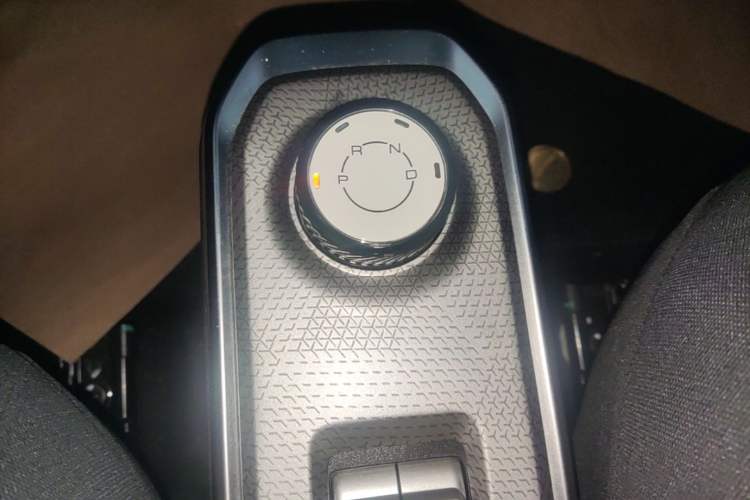Used Baojun Spark 2023 Intelligent Premium Edition Gear Lever