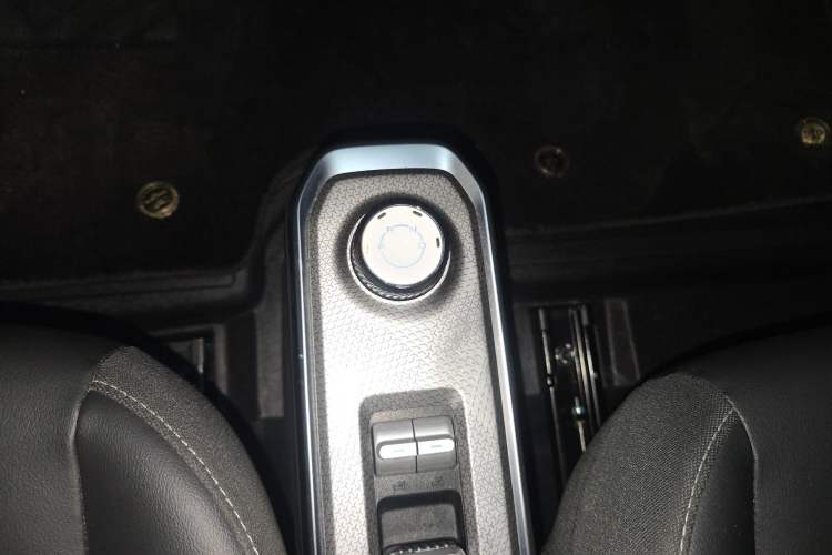 Used Baojun Spark 2023 Intelligent Premium Edition Gear Lever