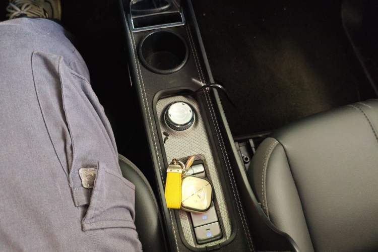 Used Baojun Spark 2023 Intelligent Premium Edition Gear Lever