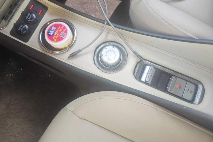 Used Baojun Spark 2023 Intelligent Premium Edition Gear Lever