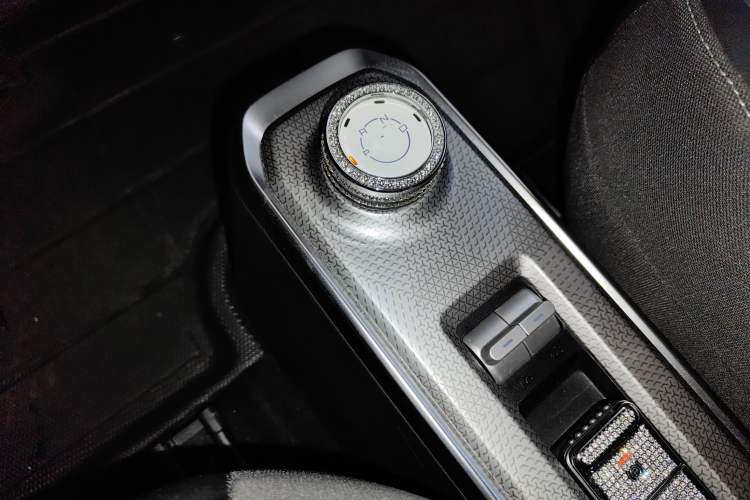 Used Baojun Spark 2023 Intelligent Premium Edition Gear Lever