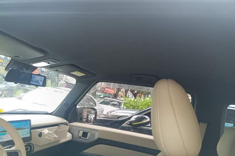 Used Baojun Spark 2023 Flagship Edition Headliner