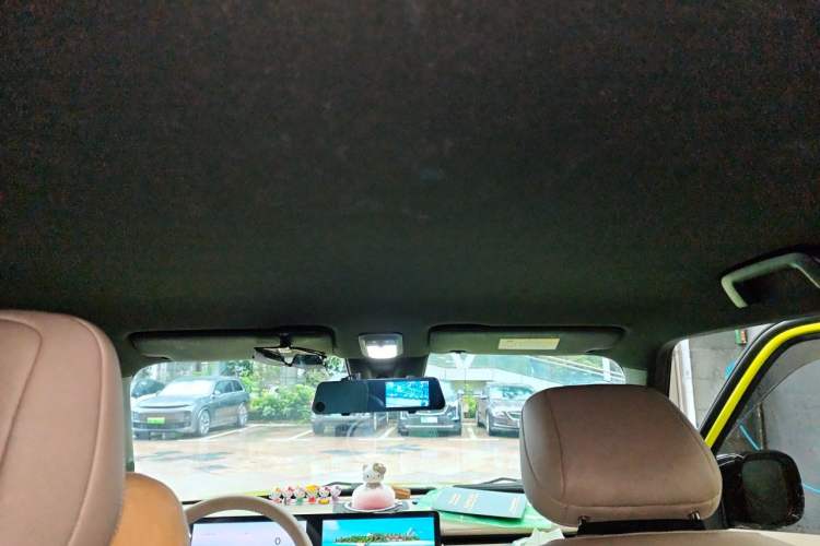Used Baojun Spark 2023 Flagship Edition Headliner