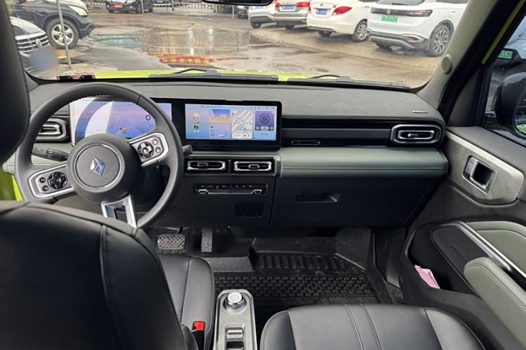 Used Baojun Spark 2023 Flagship Edition Interior 1