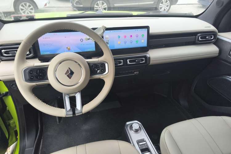 Used Baojun Spark 2023 Flagship Edition Interior 3