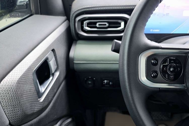 Used Baojun Spark 2023 Flagship Edition Interior 6