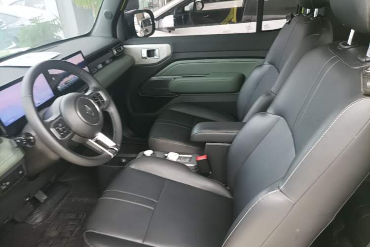 Used Baojun Spark 2023 Intelligent Premium Edition Left Front Seat