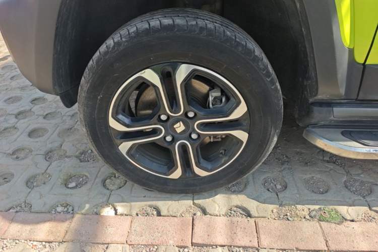 Used Baojun Spark 2023 Flagship Edition Left Front Wheel Hub