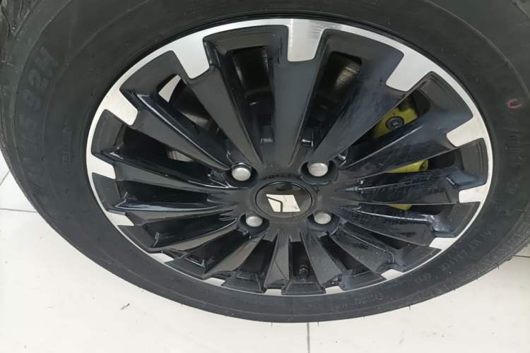 Used Baojun Spark 2023 Intelligent Premium Edition Left Front Wheel Hub