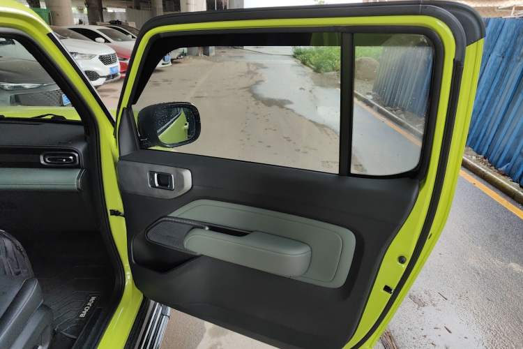 Used Baojun Spark 2023 Intelligent Premium Edition Right Front Door Interior