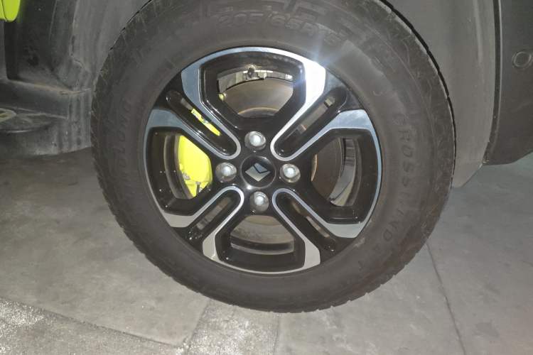 Used Baojun Spark 2023 Intelligent Premium Edition Right Front Wheel Hub