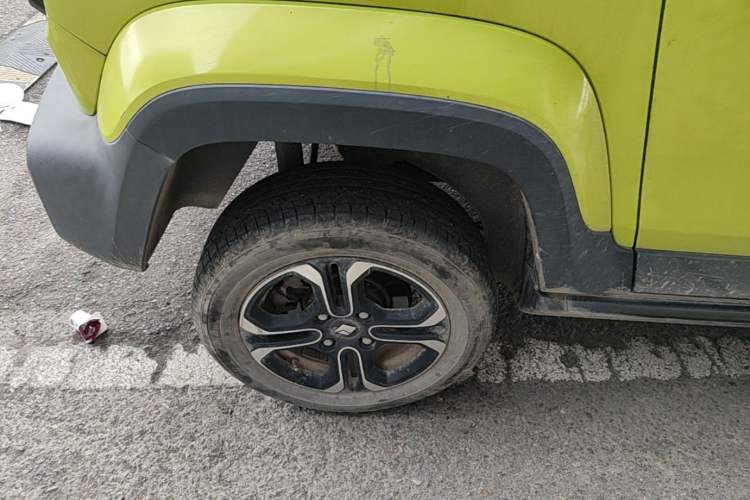 Used Baojun Spark 2023 Flagship Edition Right Rear Wheel Hub