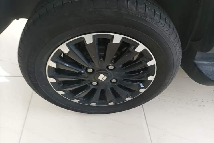 Used Baojun Spark 2023 Intelligent Premium Edition Right Rear Wheel Hub
