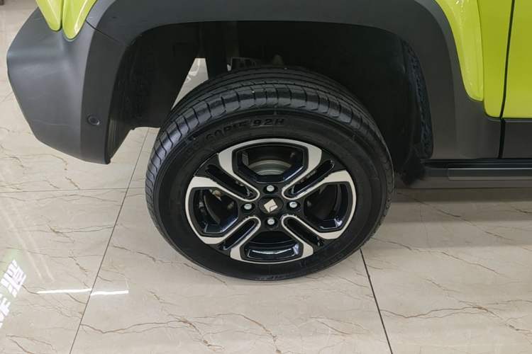 Used Baojun Spark 2023 Intelligent Premium Edition Right Rear Wheel Hub