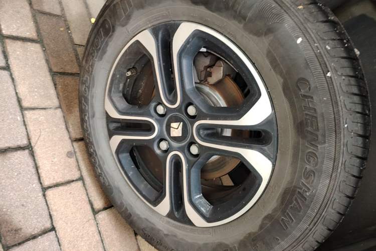Used Baojun Spark 2023 Intelligent Premium Edition Right Rear Wheel Hub