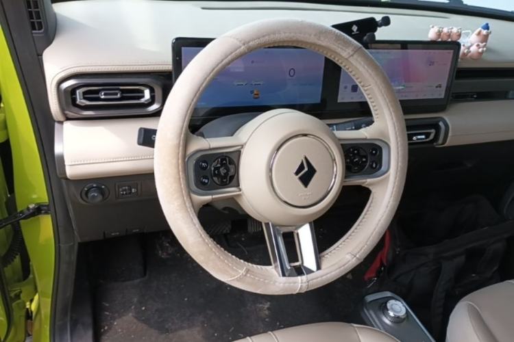 Used Baojun Spark 2023 Intelligent Premium Edition Steering Wheel