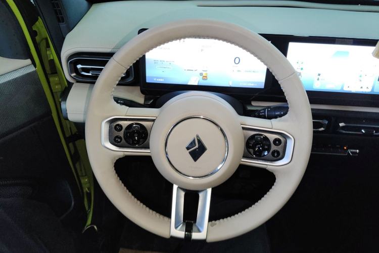 Used Baojun Spark 2023 Intelligent Premium Edition Steering Wheel