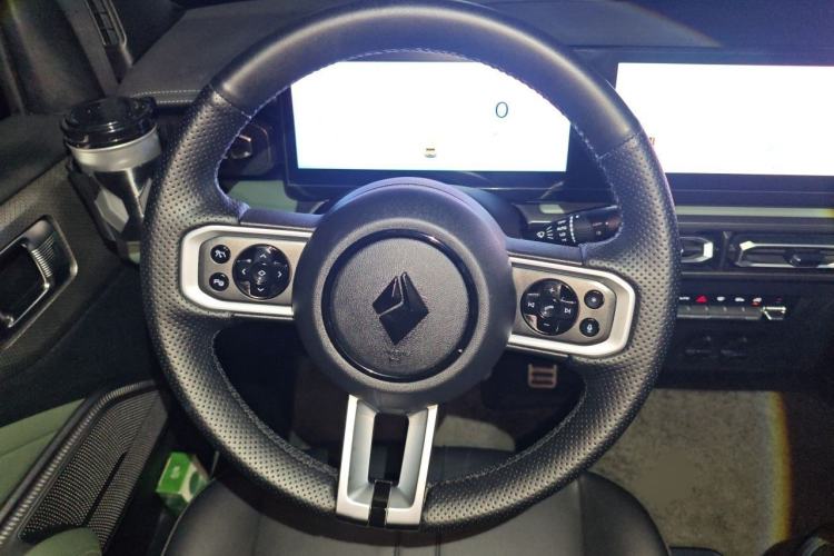 Used Baojun Spark 2023 Intelligent Premium Edition Steering Wheel