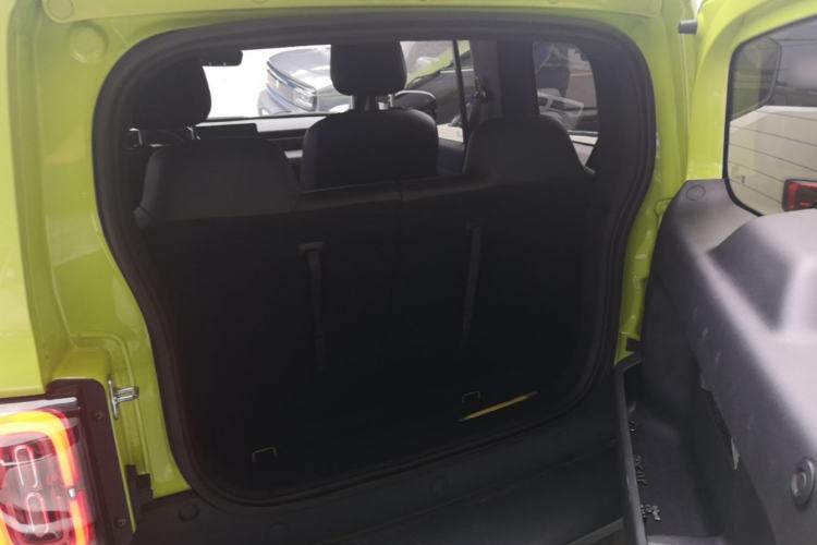 Used Baojun Spark 2023 Flagship Edition Trunk