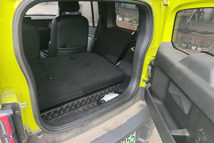 Used Baojun Spark 2023 Flagship Edition Trunk
