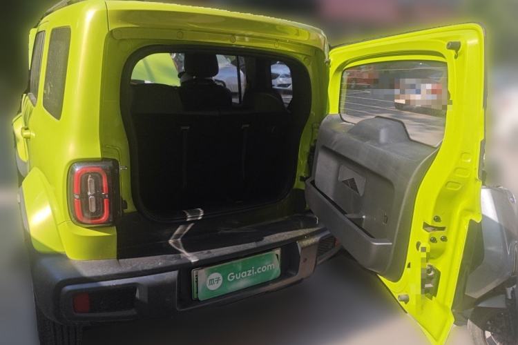 Used Baojun Spark 2023 Flagship Edition Trunk