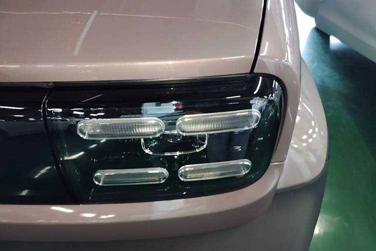 Used Baojun Spark 2023 Flagship Edition Left Front Headlight