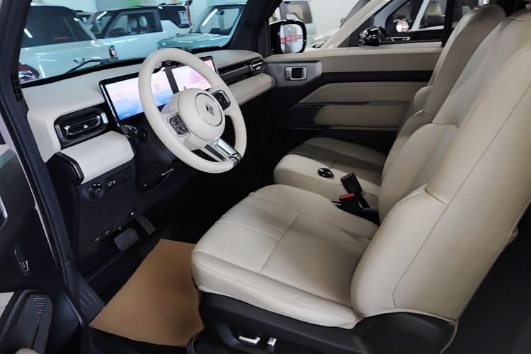 Used Baojun Spark 2023 Flagship Edition Left Front Seat