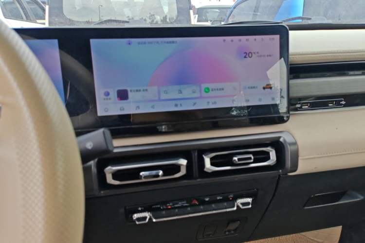 Used Baojun Spark 2023 Flagship Edition Audio And AC Panel