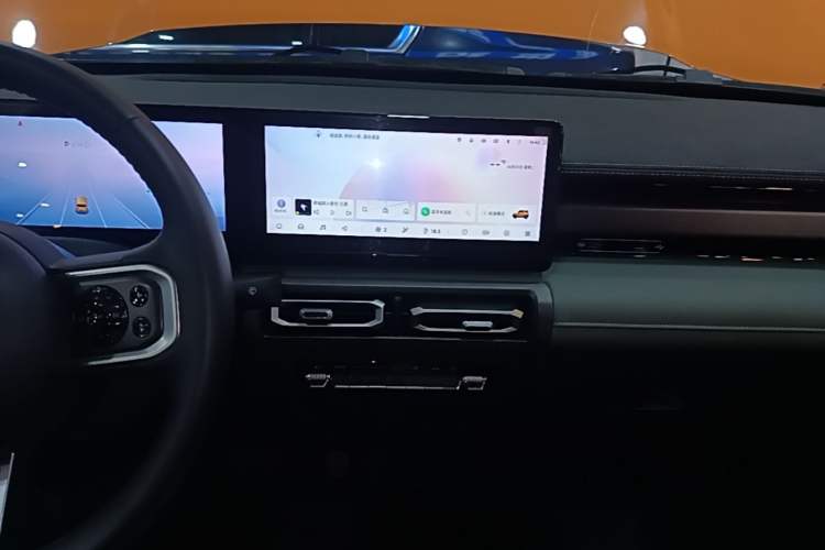 Used Baojun Spark 2023 Flagship Edition Audio And AC Panel