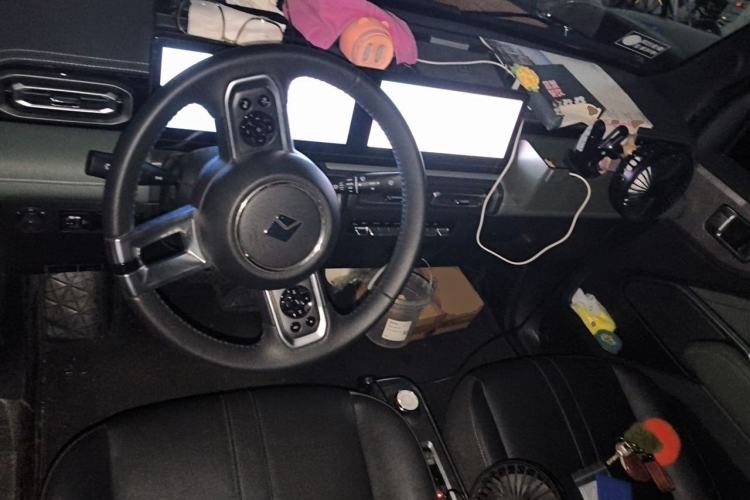 Used Baojun Spark 2023 Intelligent Premium Edition Center Console